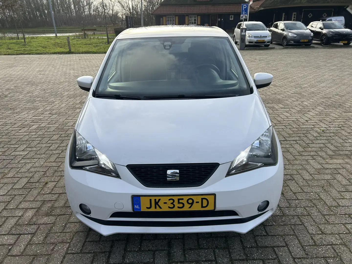 SEAT Mii 1.0 Sport Connect Led Cruise Pdc Sound System Wit - 2