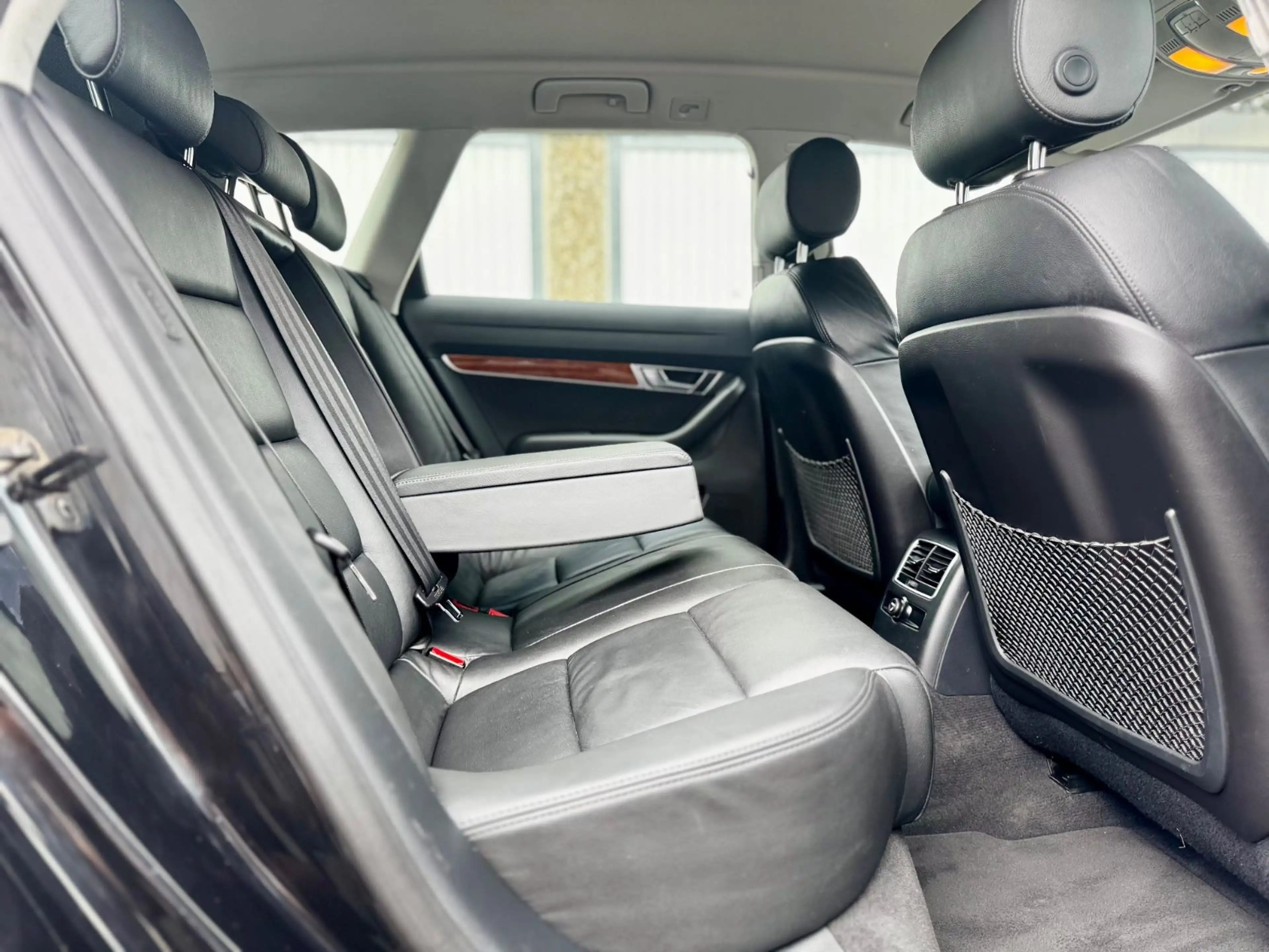 Audi A6 Avant 2.7 TDI quattro — photo 12