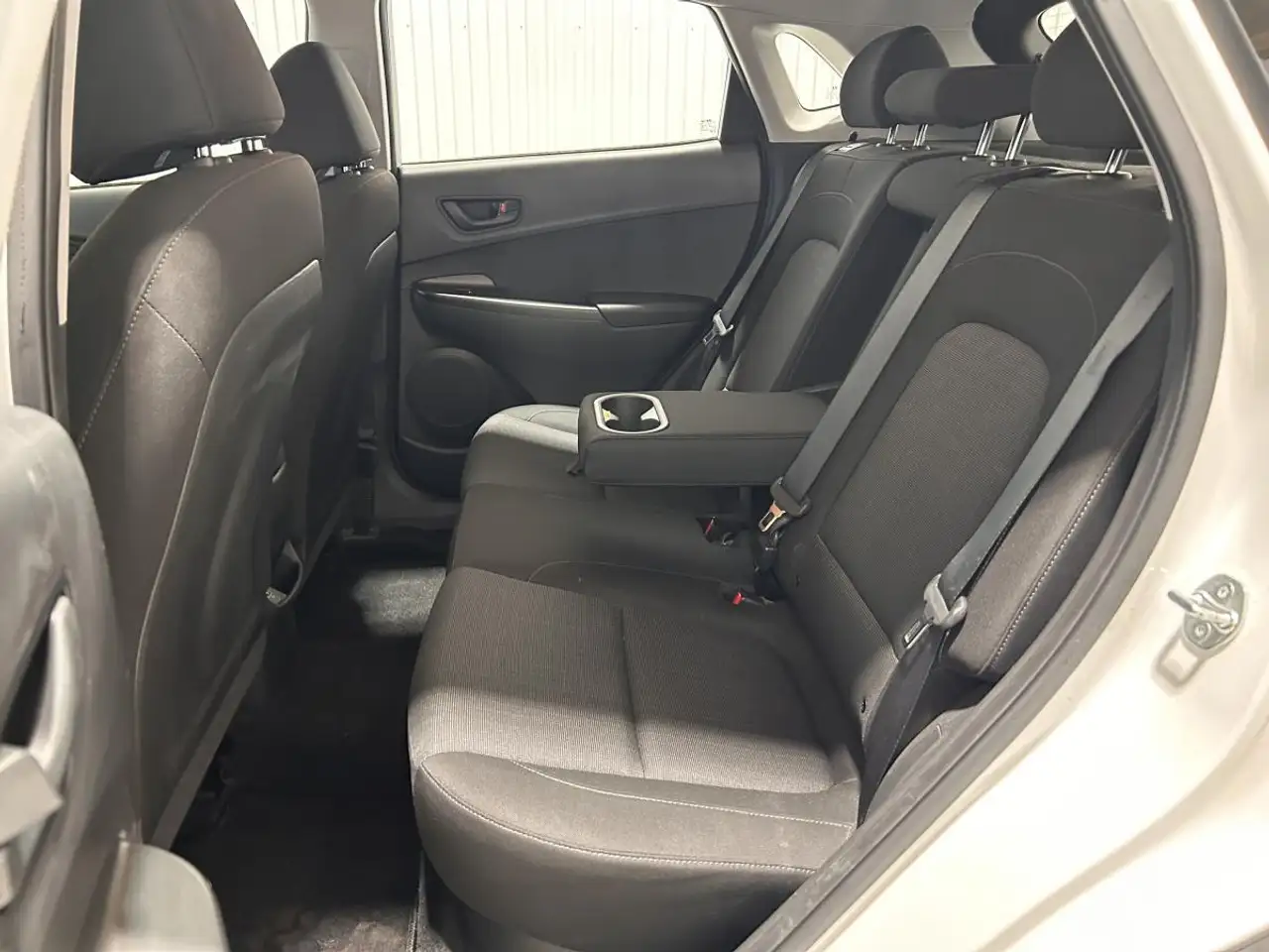 Hyundai KONA снимка Hyundai KONA