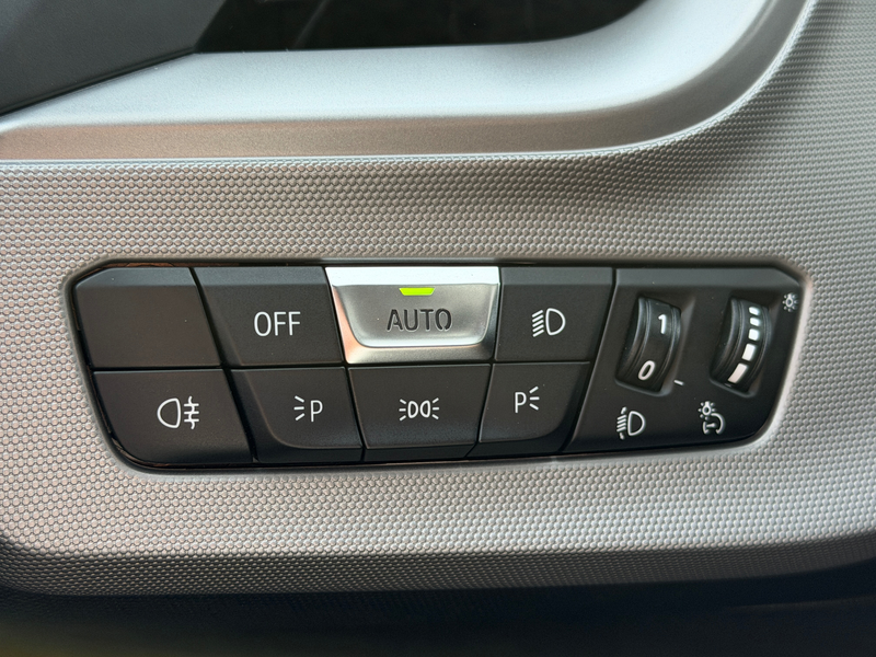 BMW 118 118i OPF XENON - NAVIGATION - CRUISE - APPLE CARPLAY - GARANTIE 12 MOIS — photo 13