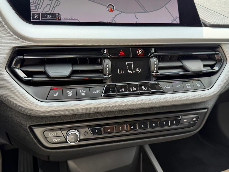 BMW 118 118i OPF XENON - NAVIGATION - CRUISE - APPLE CARPLAY - GARANTIE 12 MOIS — photo 15