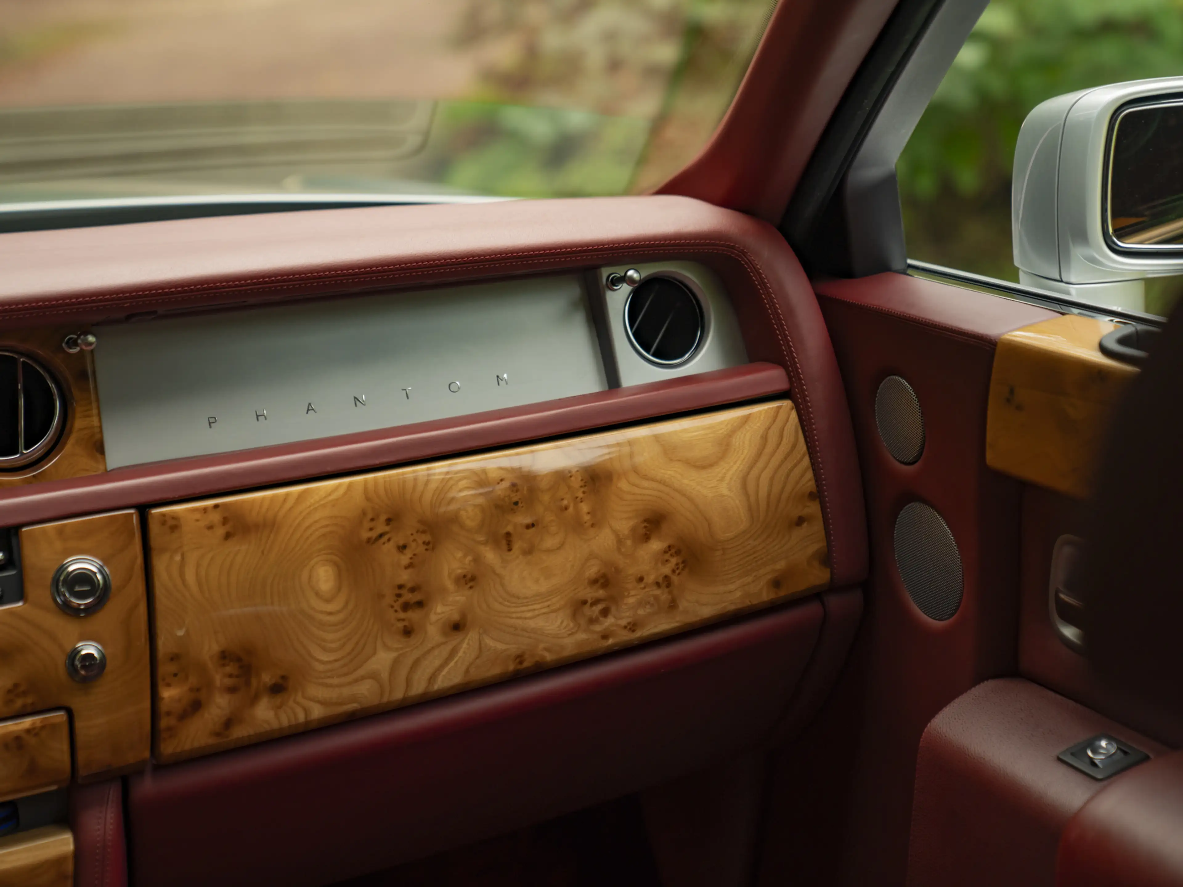 Rolls-Royce Phantom 6.7 V12 — photo 45