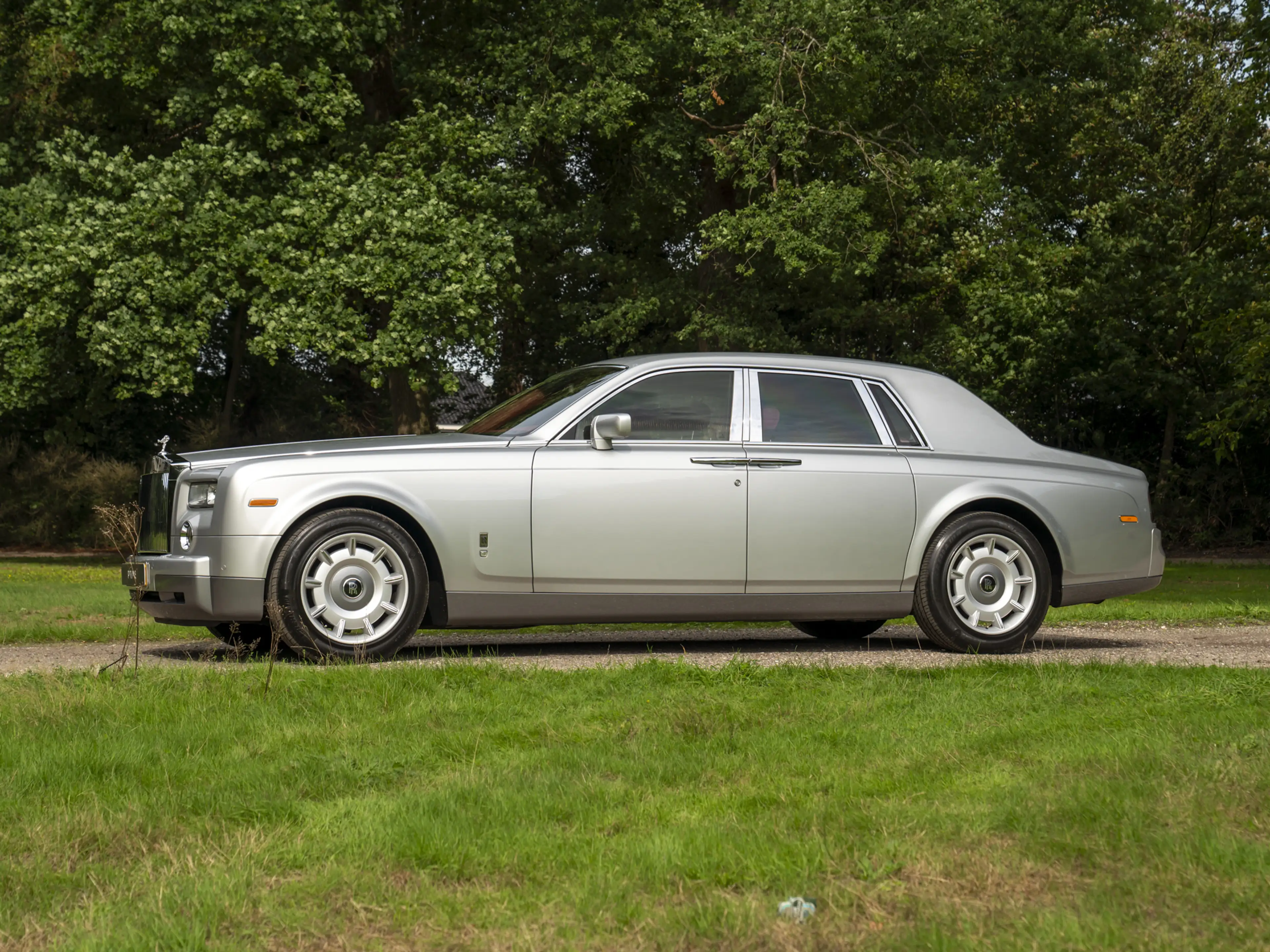 Rolls-Royce Phantom 6.7 V12 — photo 16