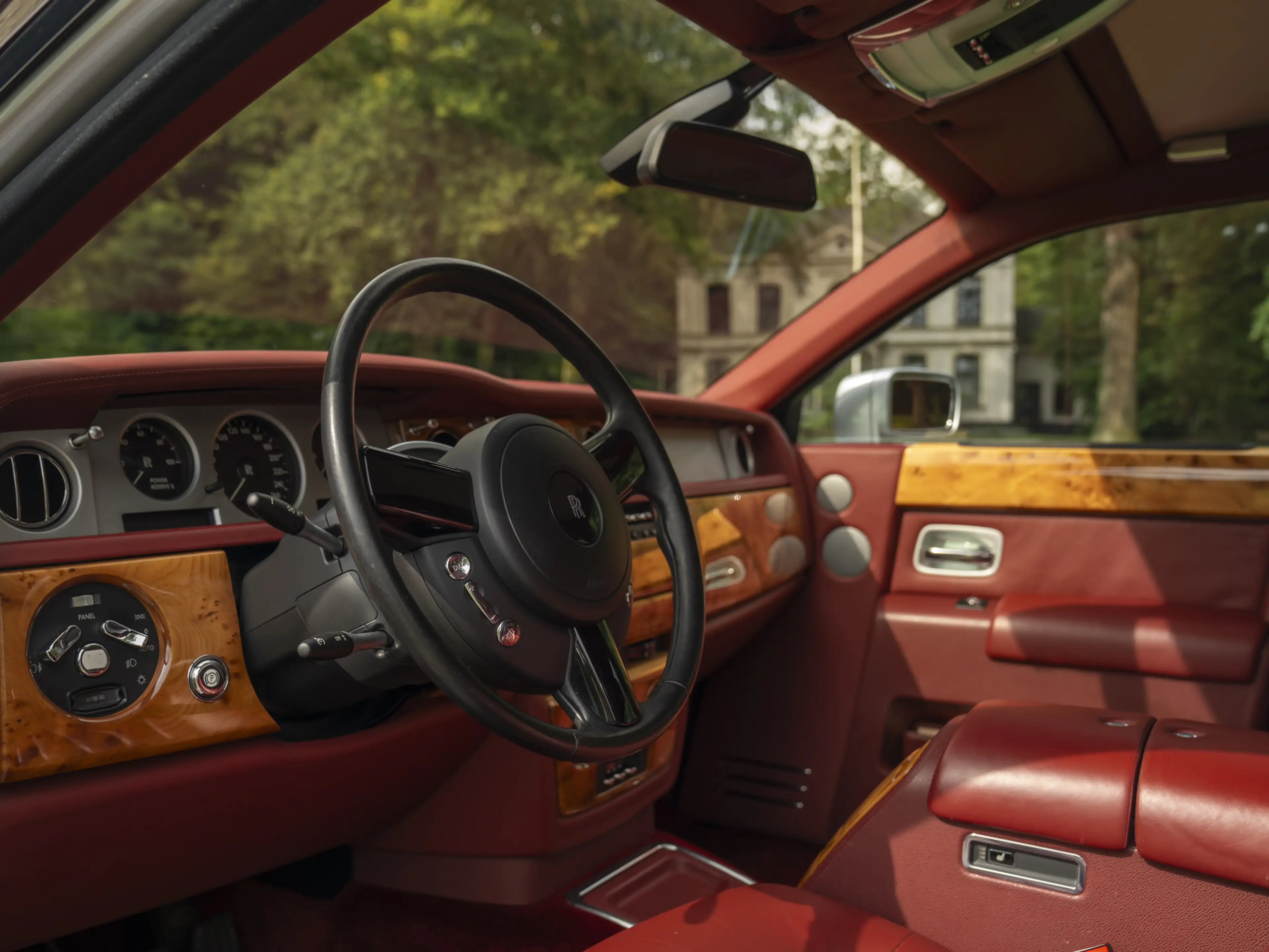 Rolls-Royce Phantom 6.7 V12 — photo 7