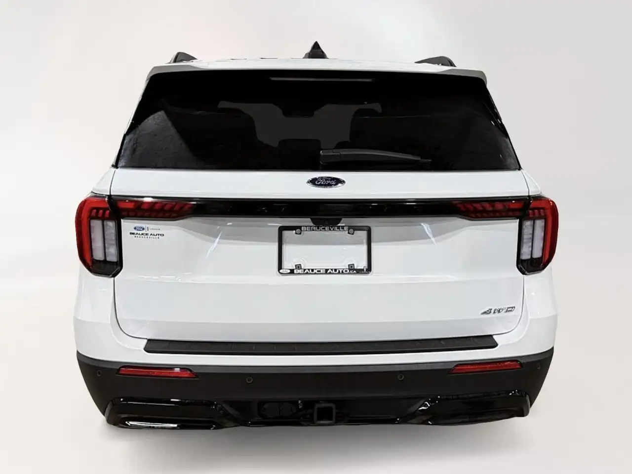 Ford Explorer снимка Ford Explorer