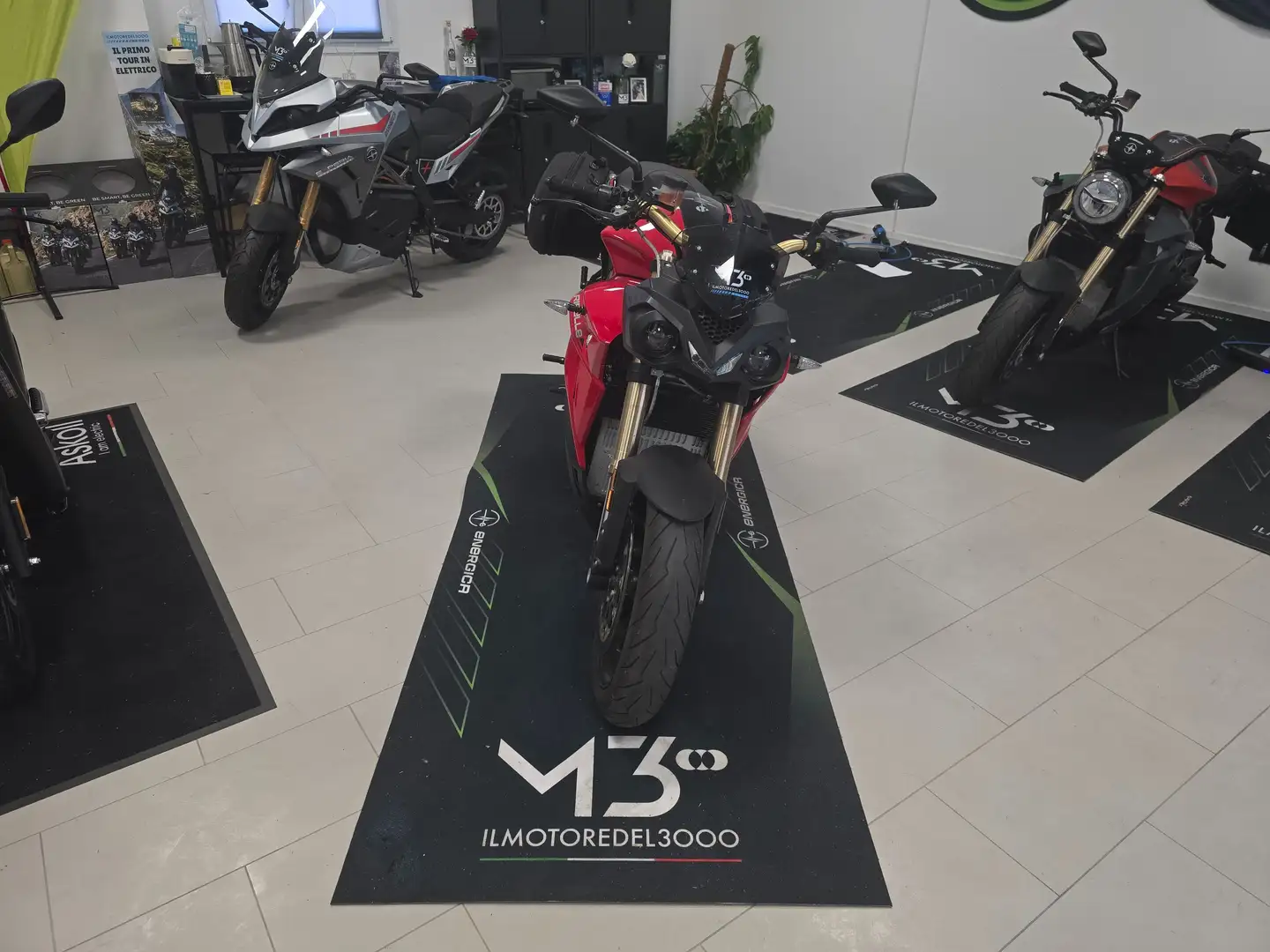 Energica Eva Ribelle Rouge - 2