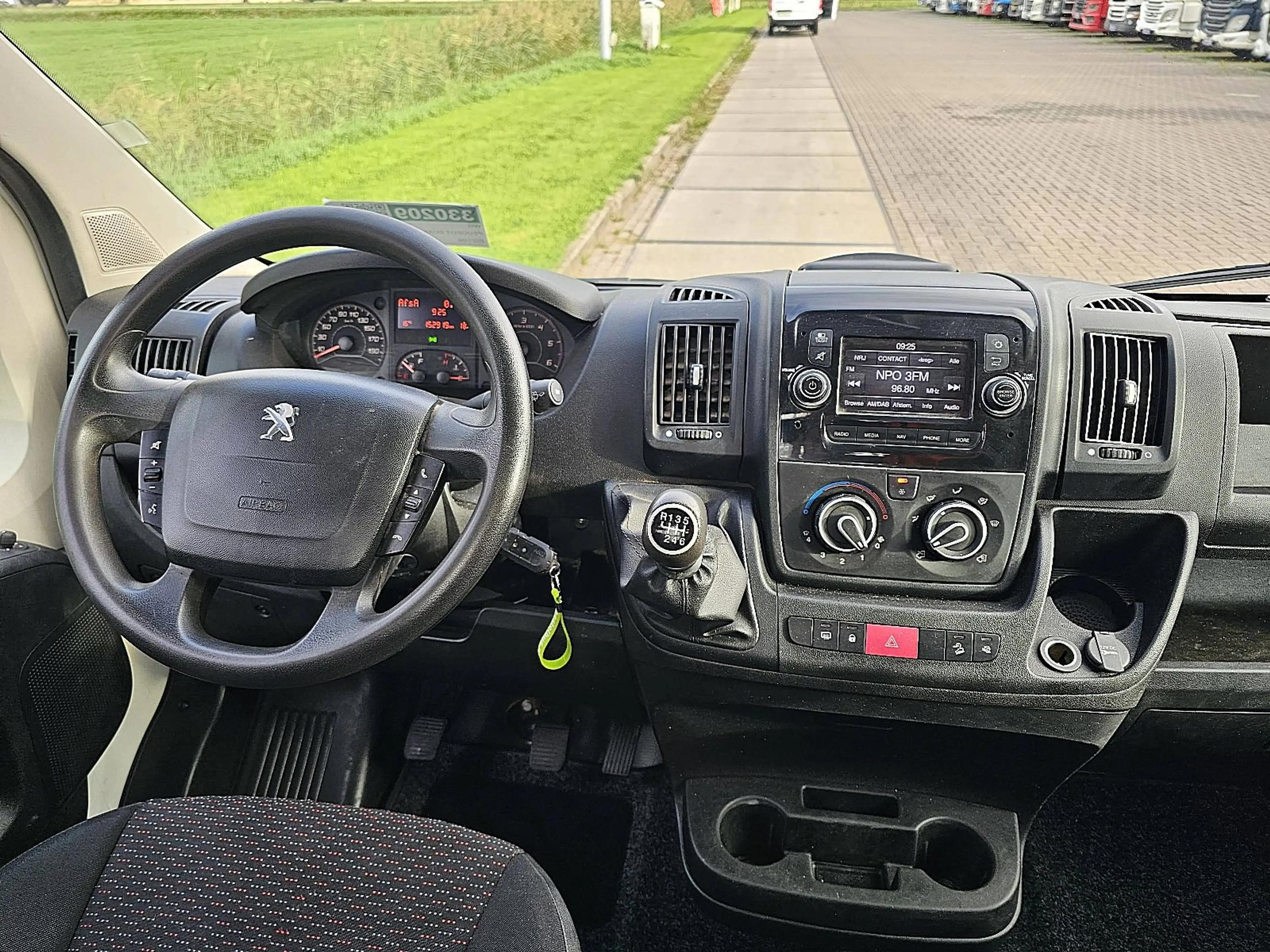 Peugeot Boxer 2.0 Kipper Airco Euro6! — photo 8