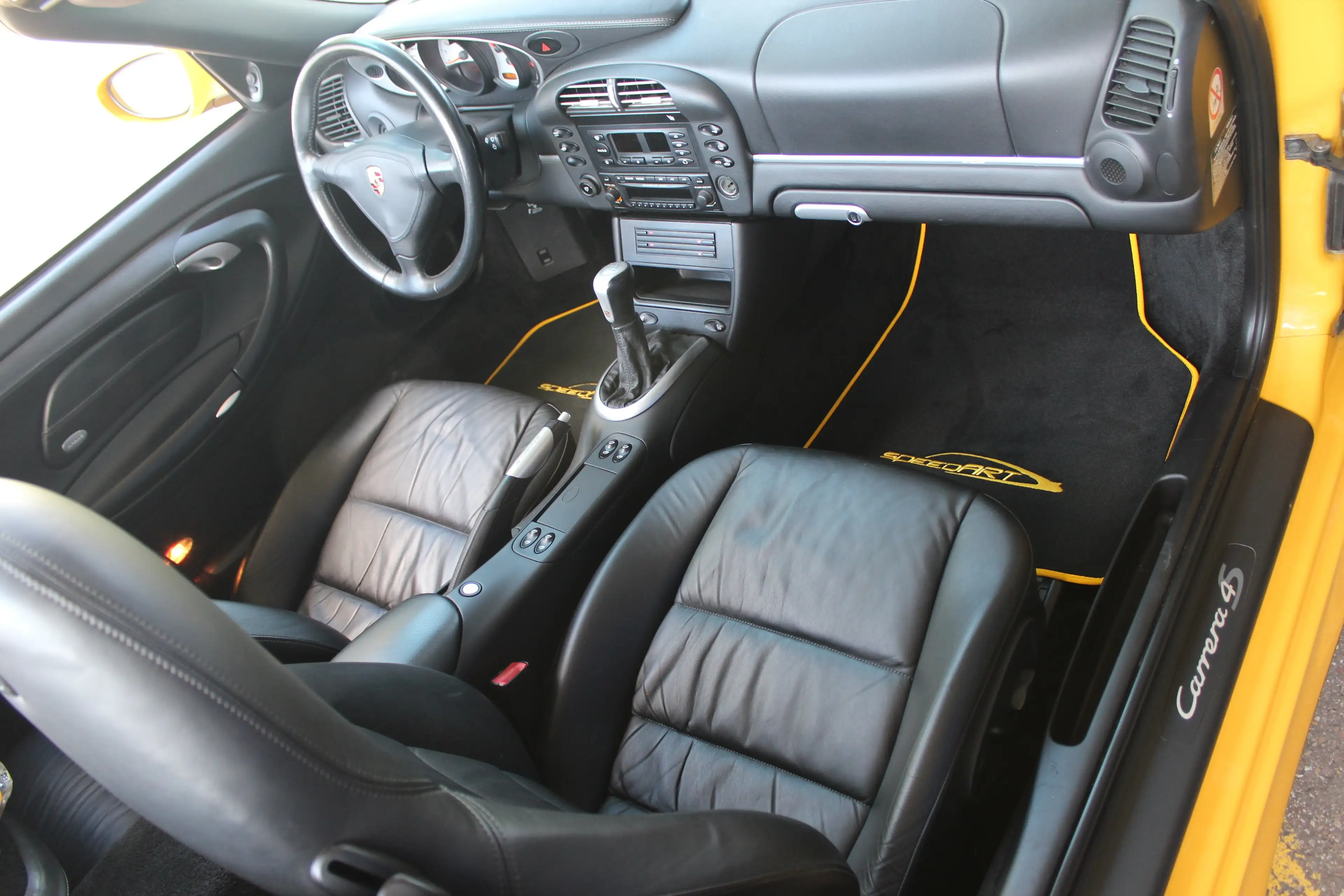 Porsche 996 C4S Cabrio: orig. speedgelb,19",Klappe,top Zustand — photo 11