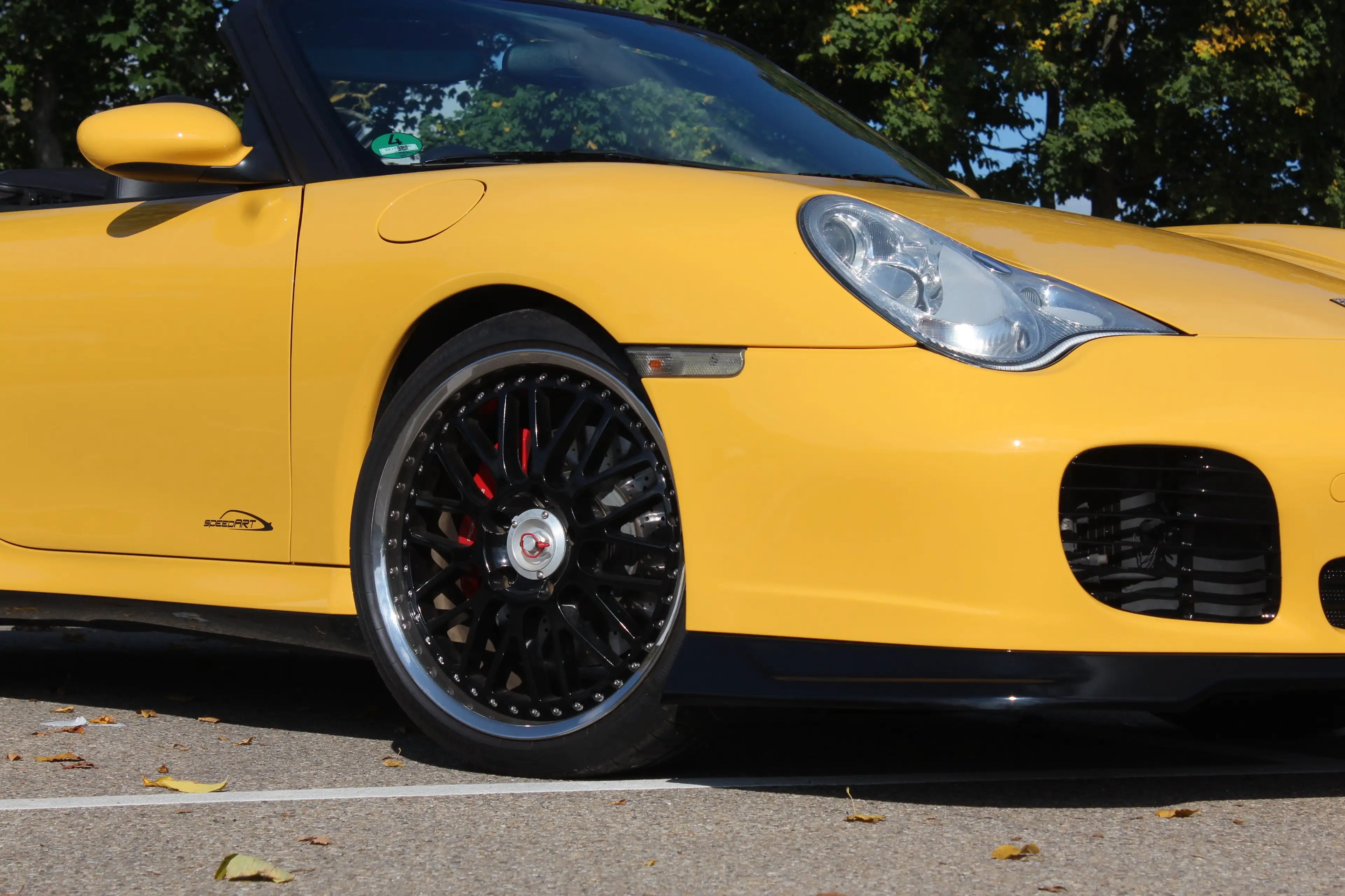 Porsche 996 C4S Cabrio: orig. speedgelb,19",Klappe,top Zustand — photo 7