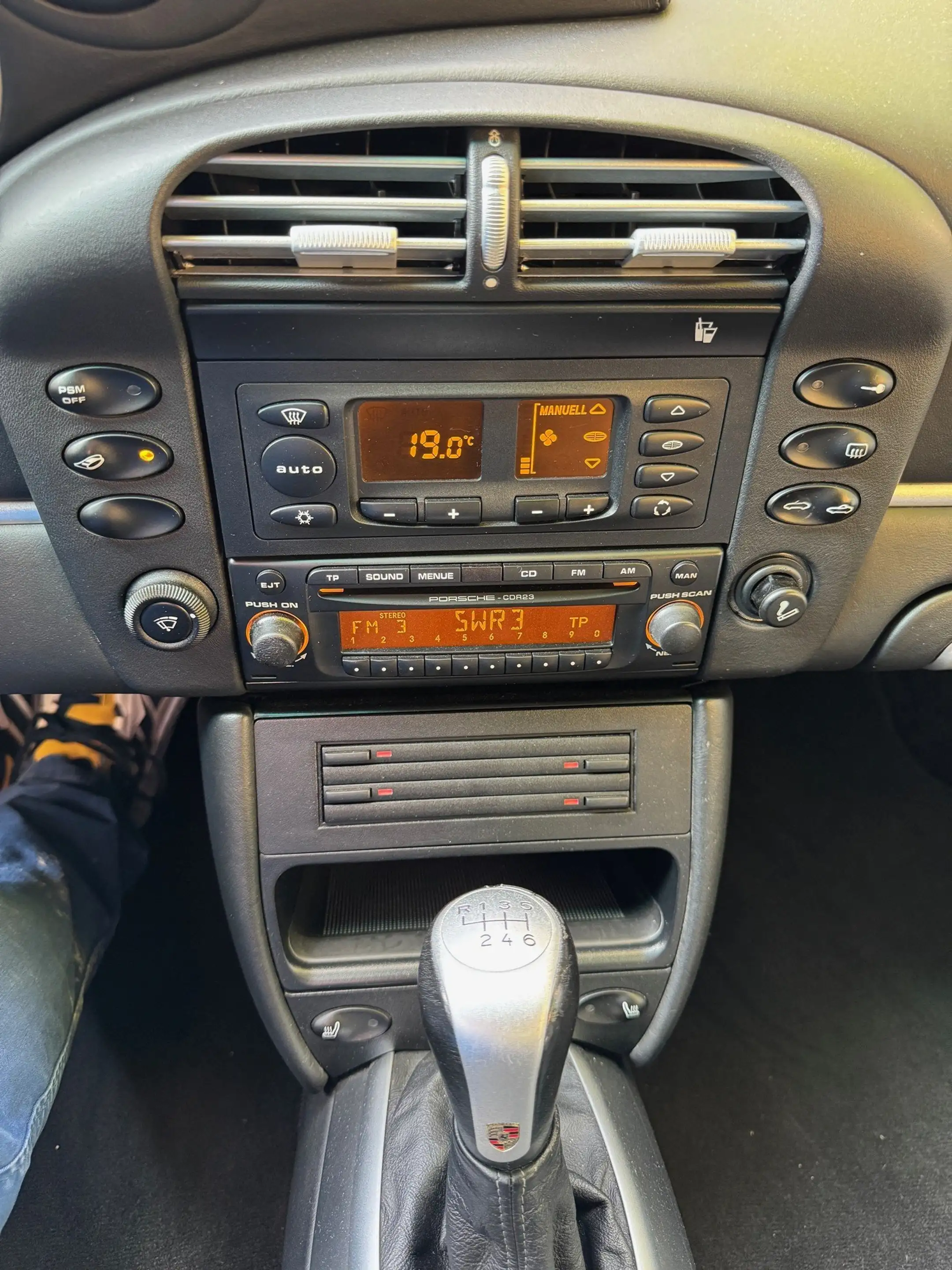 Porsche 996 C4S Cabrio: orig. speedgelb,19",Klappe,top Zustand — photo 13