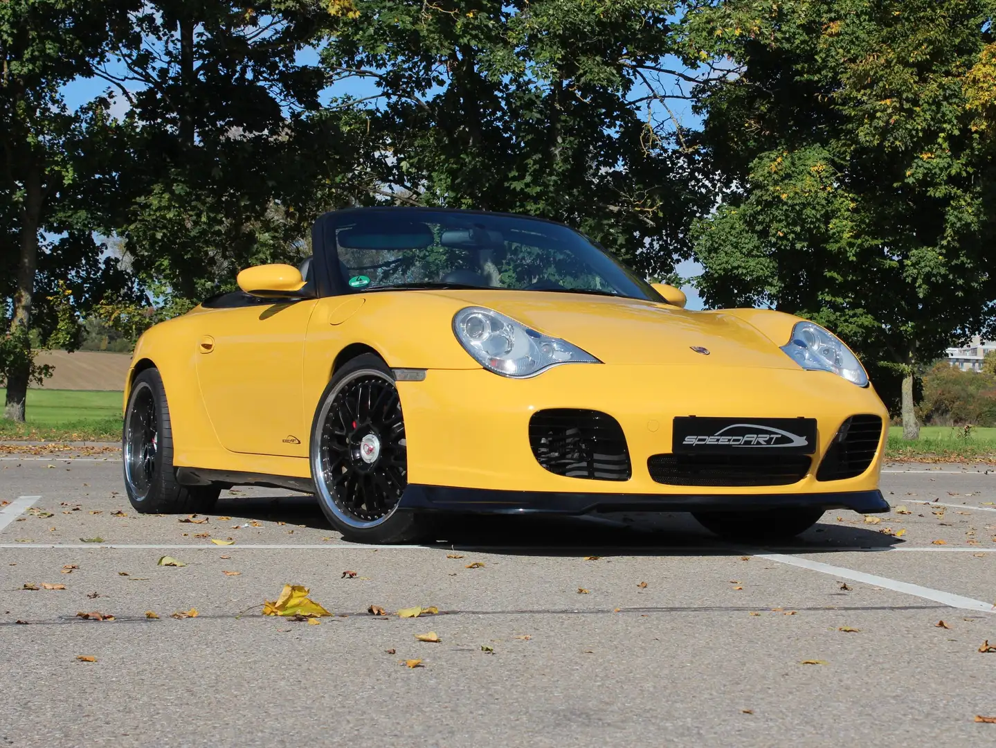 Porsche 996 C4S Cabrio: orig. Speedgelb,19",Klappe,top Zustand Jaune - 1