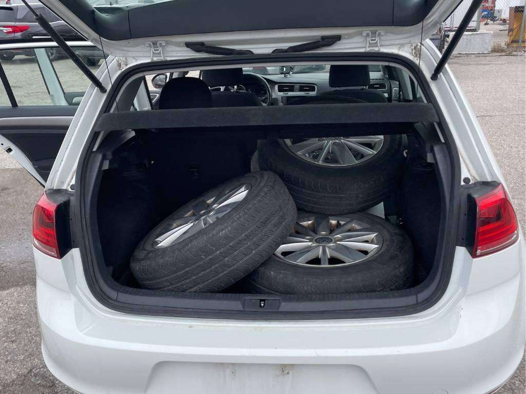 2015 Volkswagen Golf AUTO, HEATED SEATS, TOUCH-SCREEN RADIO, A/C !! thumb 16