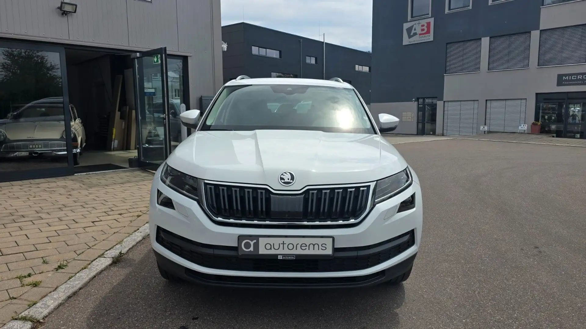 Skoda Kodiaq Drive 125*ASSIST*ACC*AHK*STANDH.* Weiß - 2
