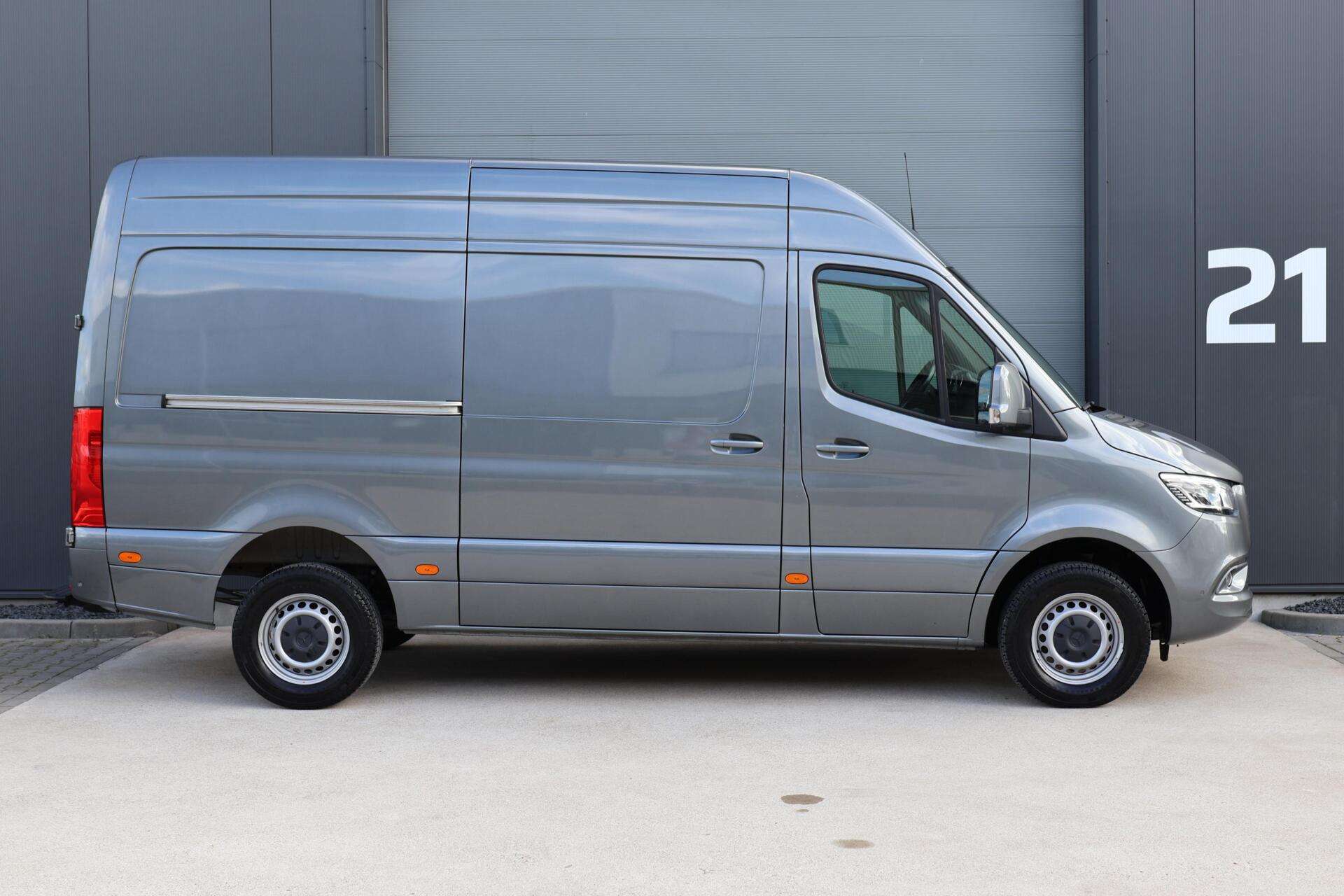2024 Mercedes Benz Sprinter