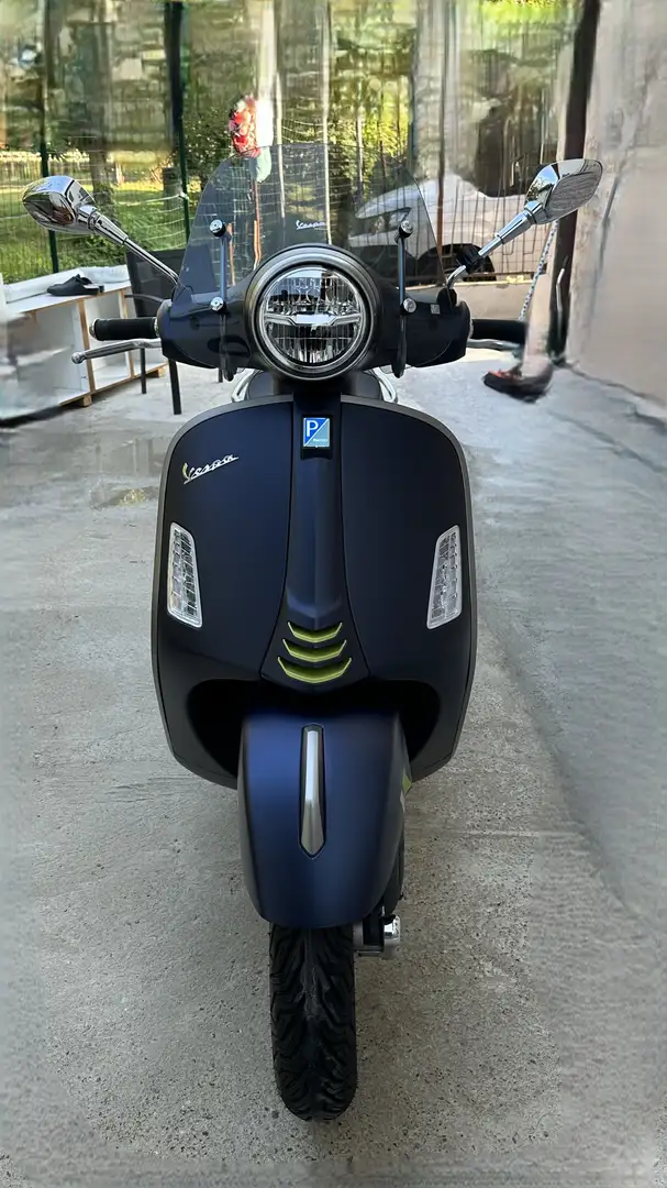 Vespa GTS Super Tech 125 Blu/Azzurro - 2