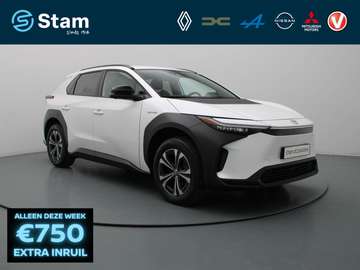 Dynamic 71 kWh 360° Camera | Adapt. Cruise | Navi