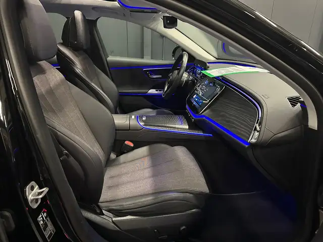 Mercedes-Benz E-Class view 11