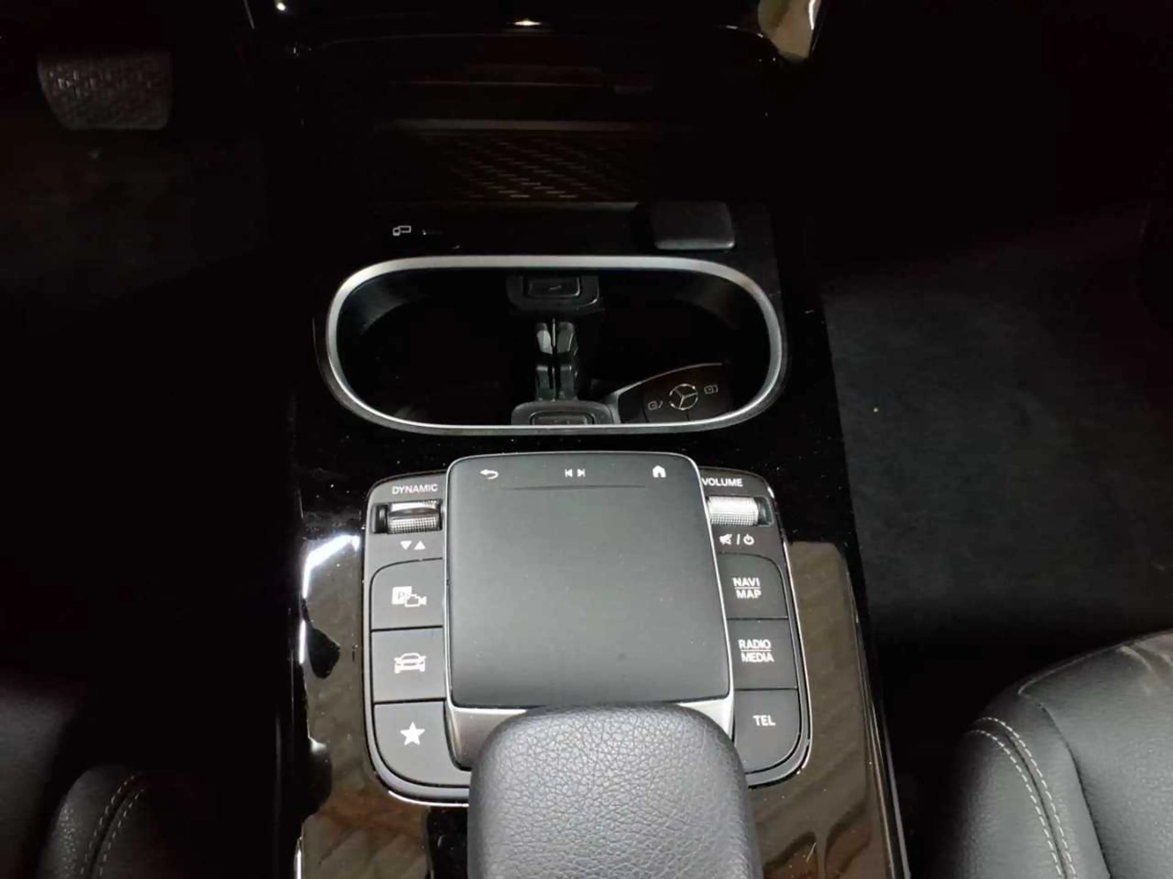Mercedes-Benz CLA 200 CLA 200 d SB-Progressive AHK BusiP MBUX — photo 10