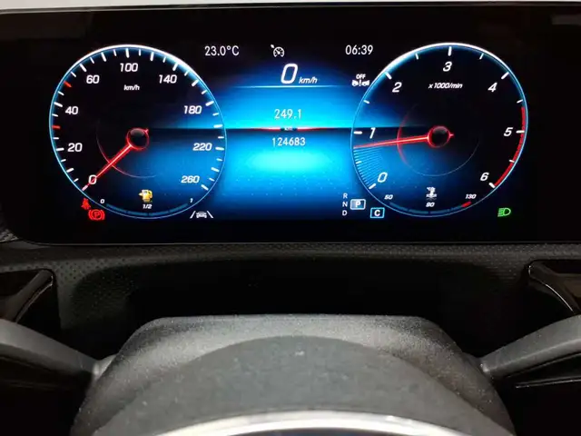 Mercedes-Benz CLA view 11