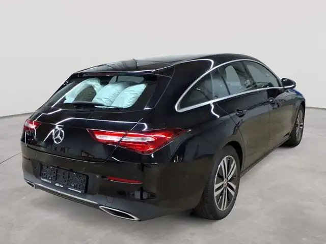 Mercedes-Benz CLA view 4