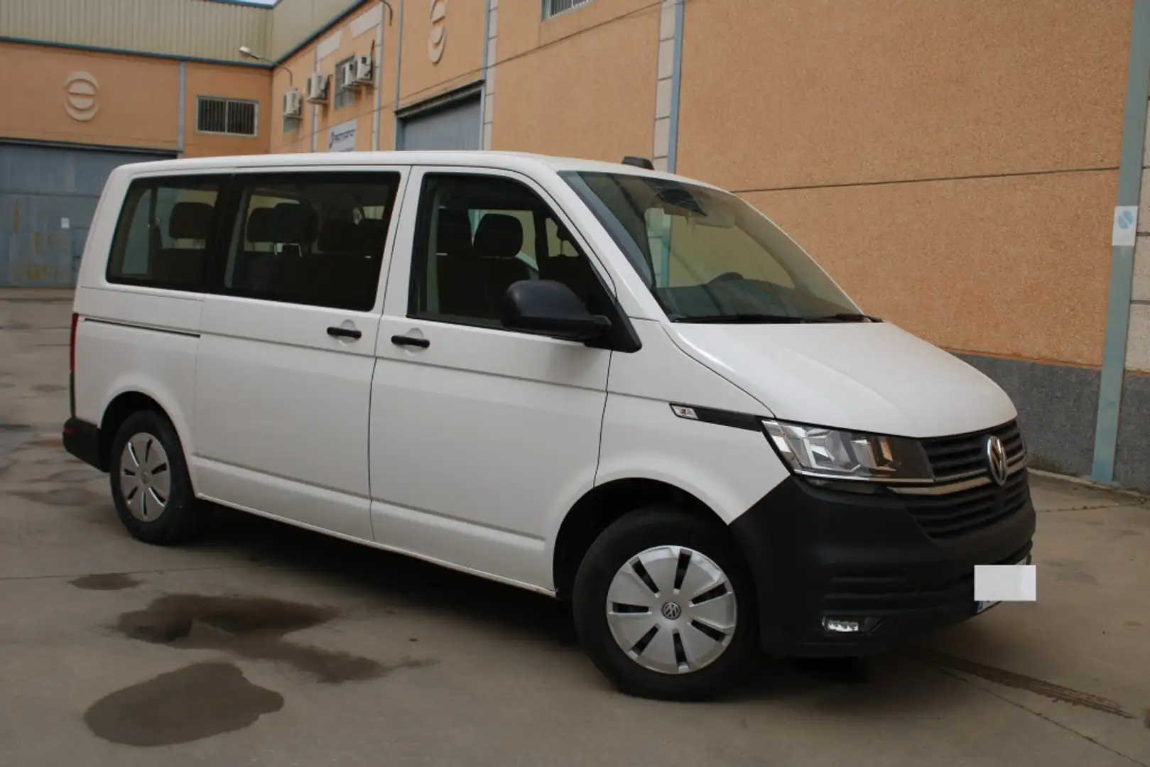Volkswagen Transporter Kombi 2.0TDI SCR BMT 81kW Blanco - 2