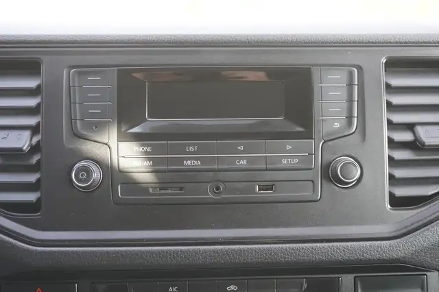 Volkswagen Crafter view 13