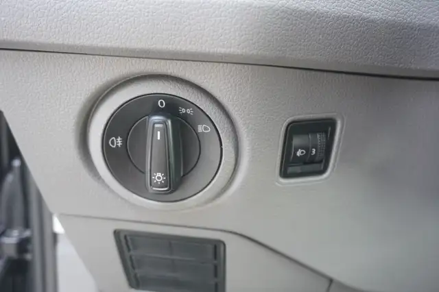 Volkswagen Crafter view 12