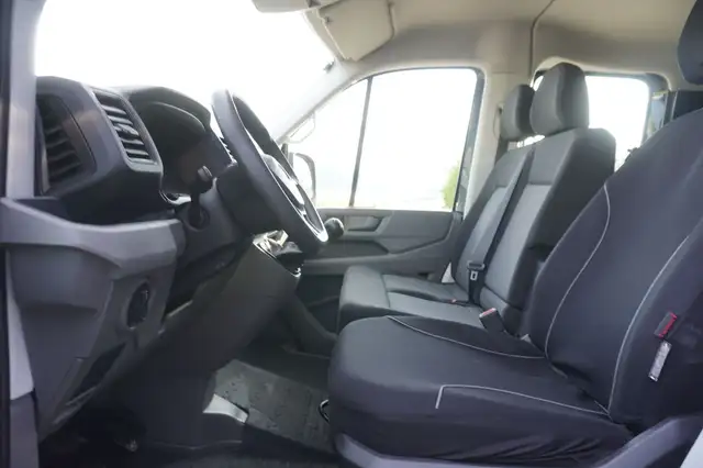 Volkswagen Crafter view 8