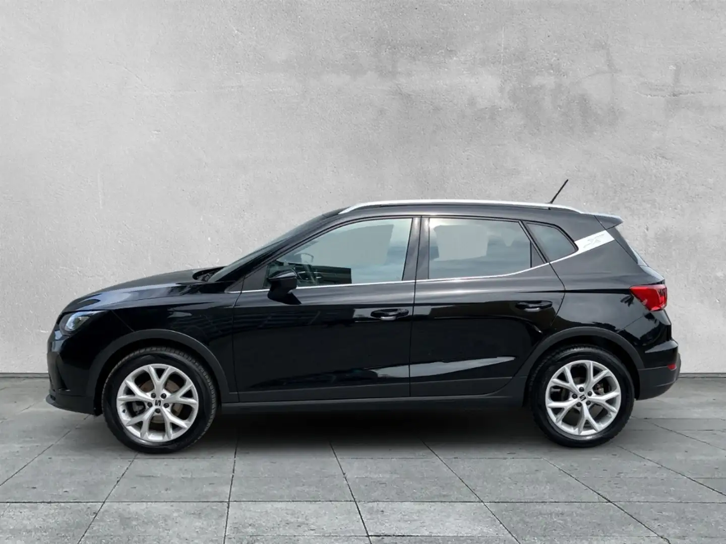 SEAT Arona 1.0 TSI FR LED+NAVI+SHZ+FULL-LINK+ACC+PDC Schwarz - 2