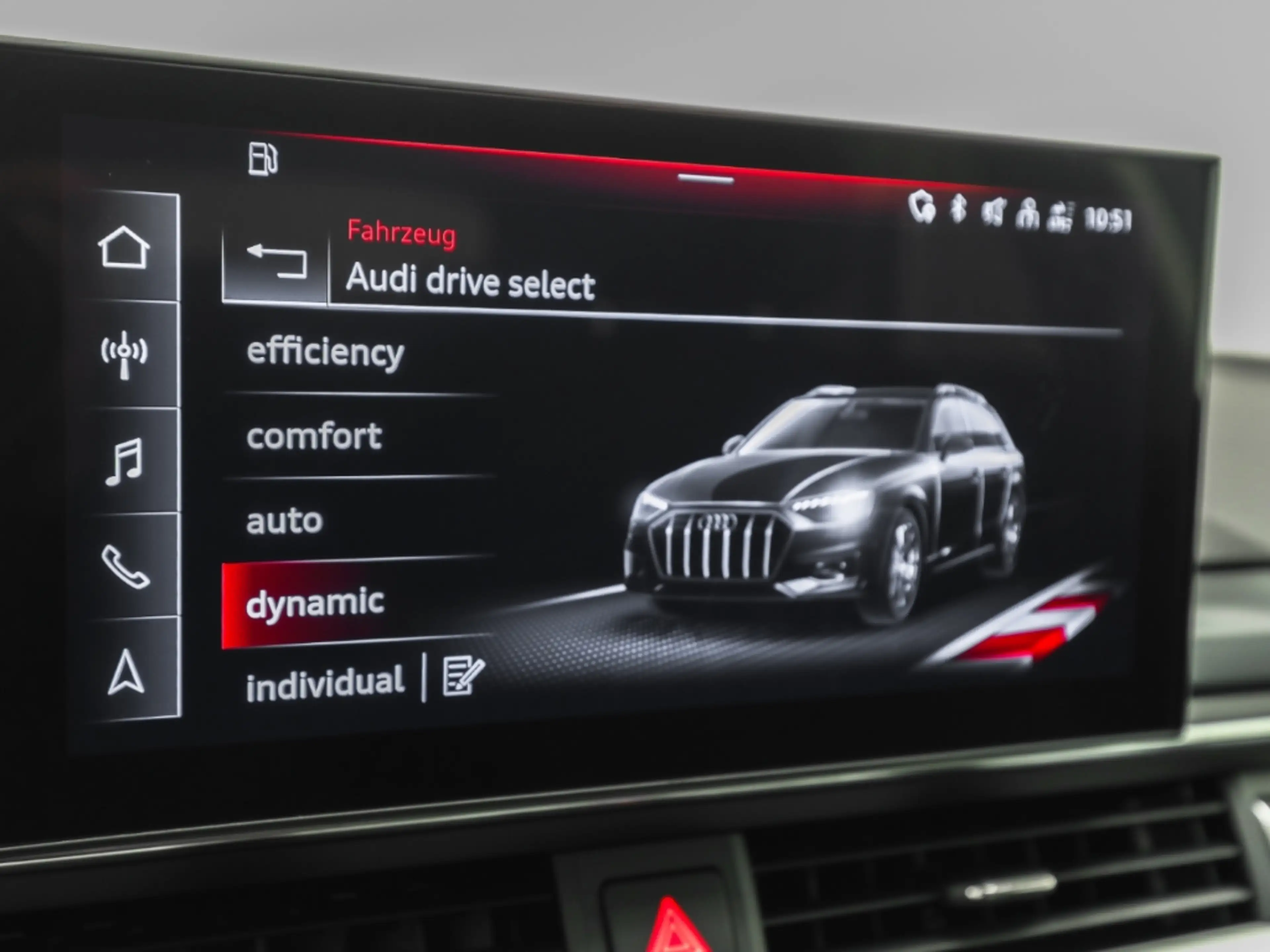 Audi A4 40 TDI quattro AHK — photo 11