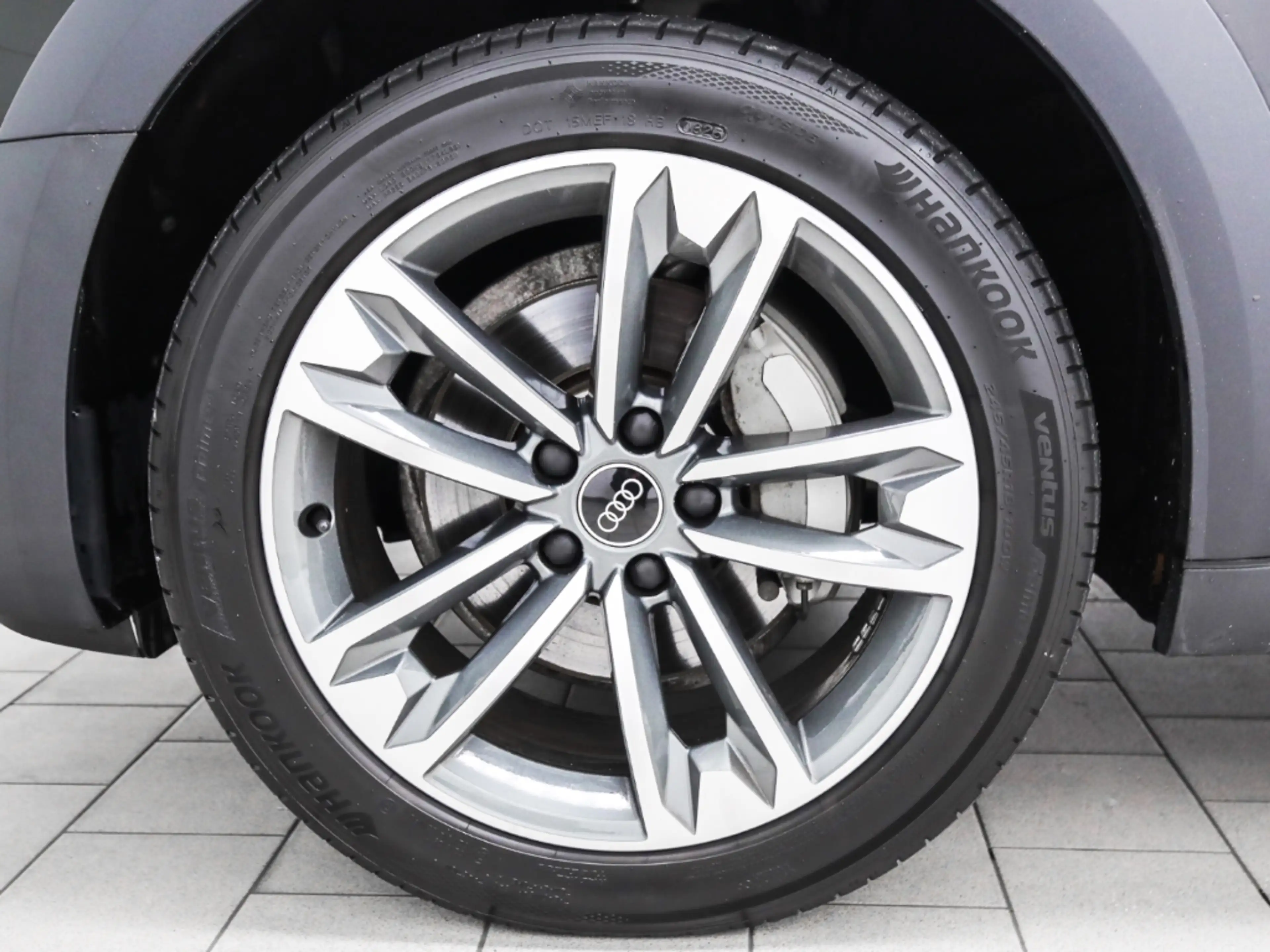 Audi A4 40 TDI quattro AHK — photo 3