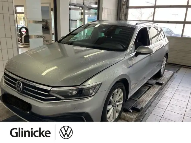 Volkswagen Passat Variant GTE 1.4 TSI Hybrid DSG, AHK, RFK,