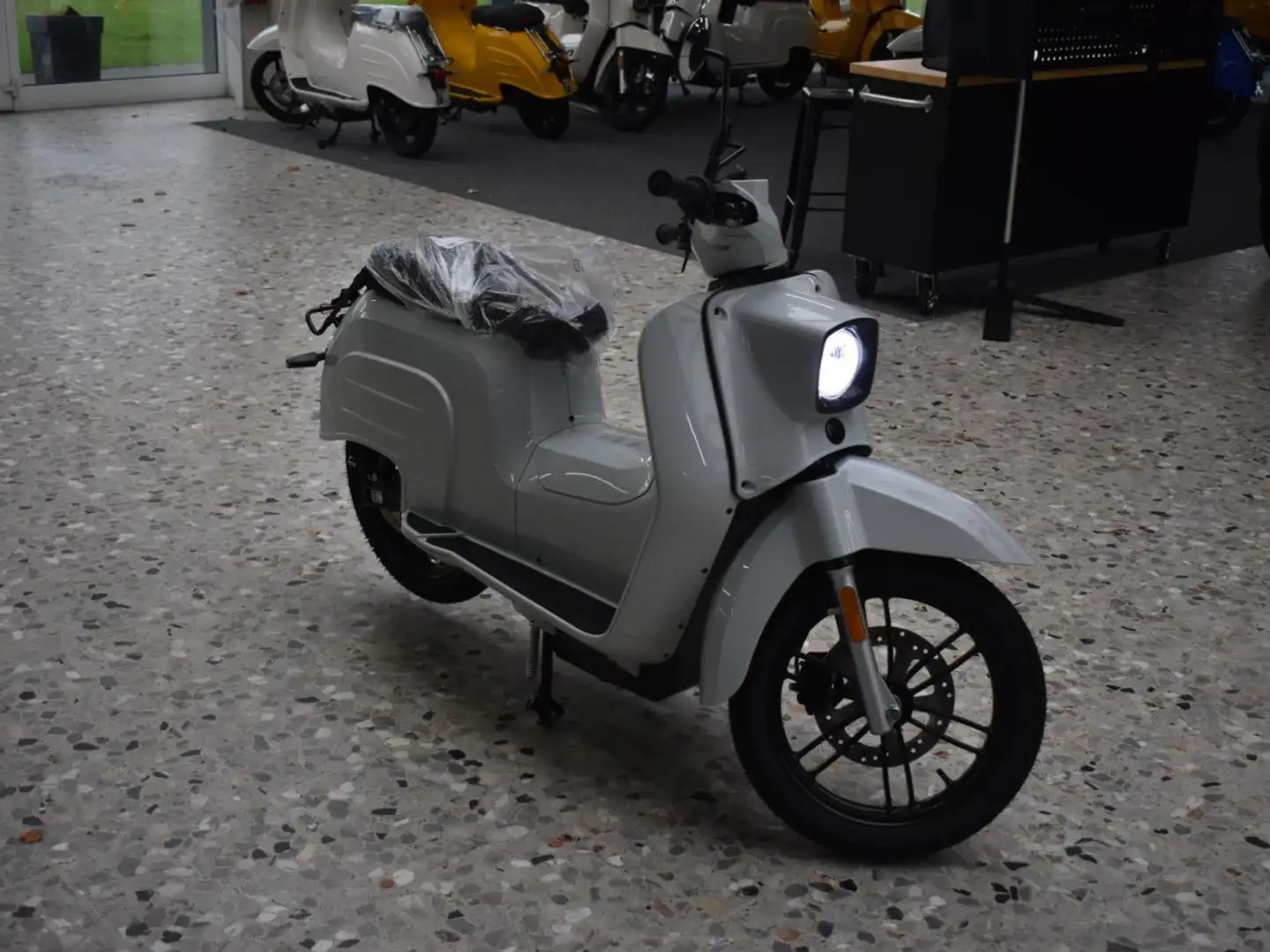 Govecs eSchwalbe L3e - 90 km/h - NEUES MODELL - Weiß - 2