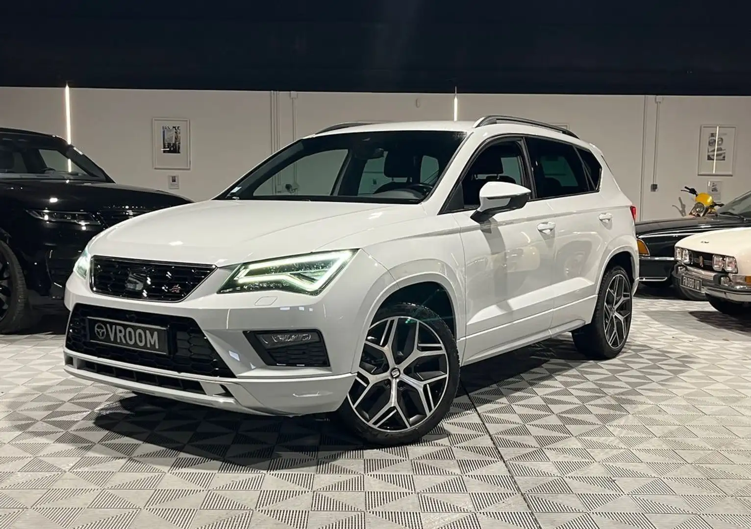 SEAT Ateca 1.5 tsi 150 act s&s fr dsg7 Weiß - 1