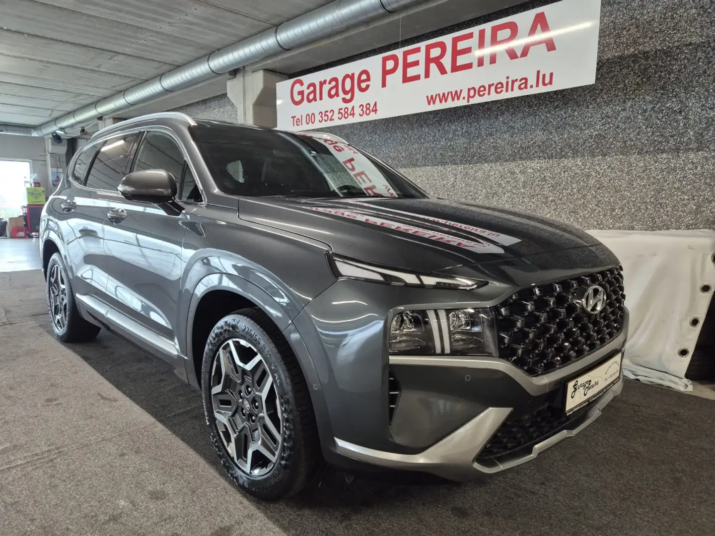 Hyundai SANTA FE Hybrid 7 SITZE Garantie 7 Year HEAD UP KRELL PANO Gris - 1