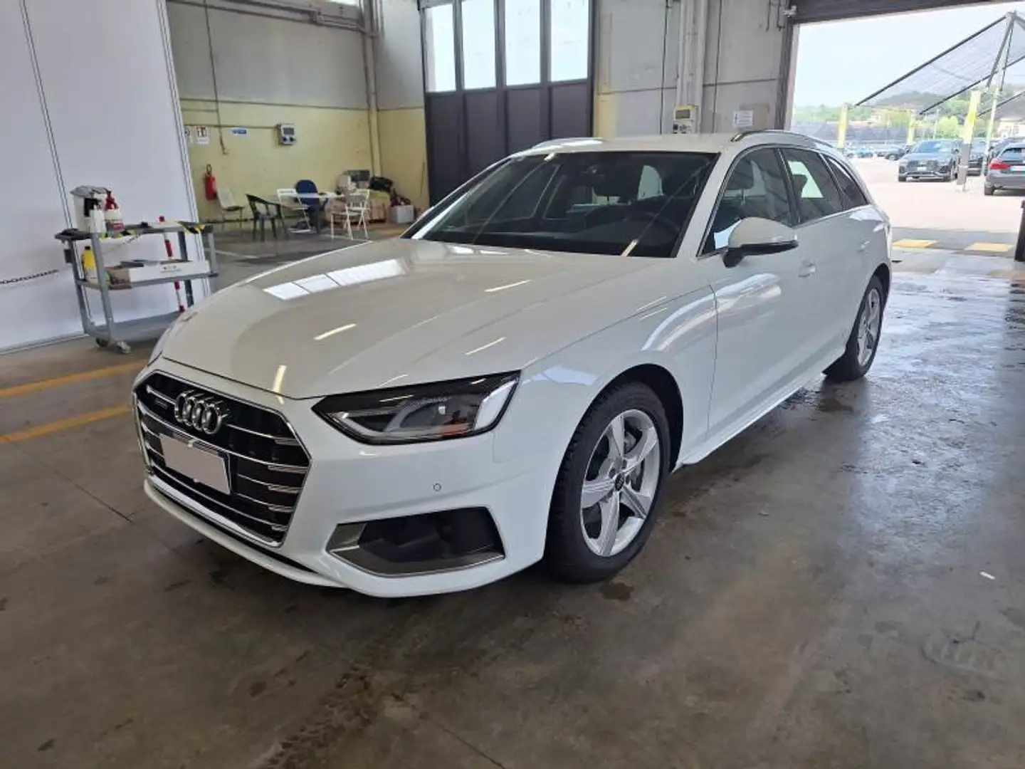 Audi A4 A4 Avant 40 2.0 tdi mhev  Advanced quattro  204 CV Bianco - 1