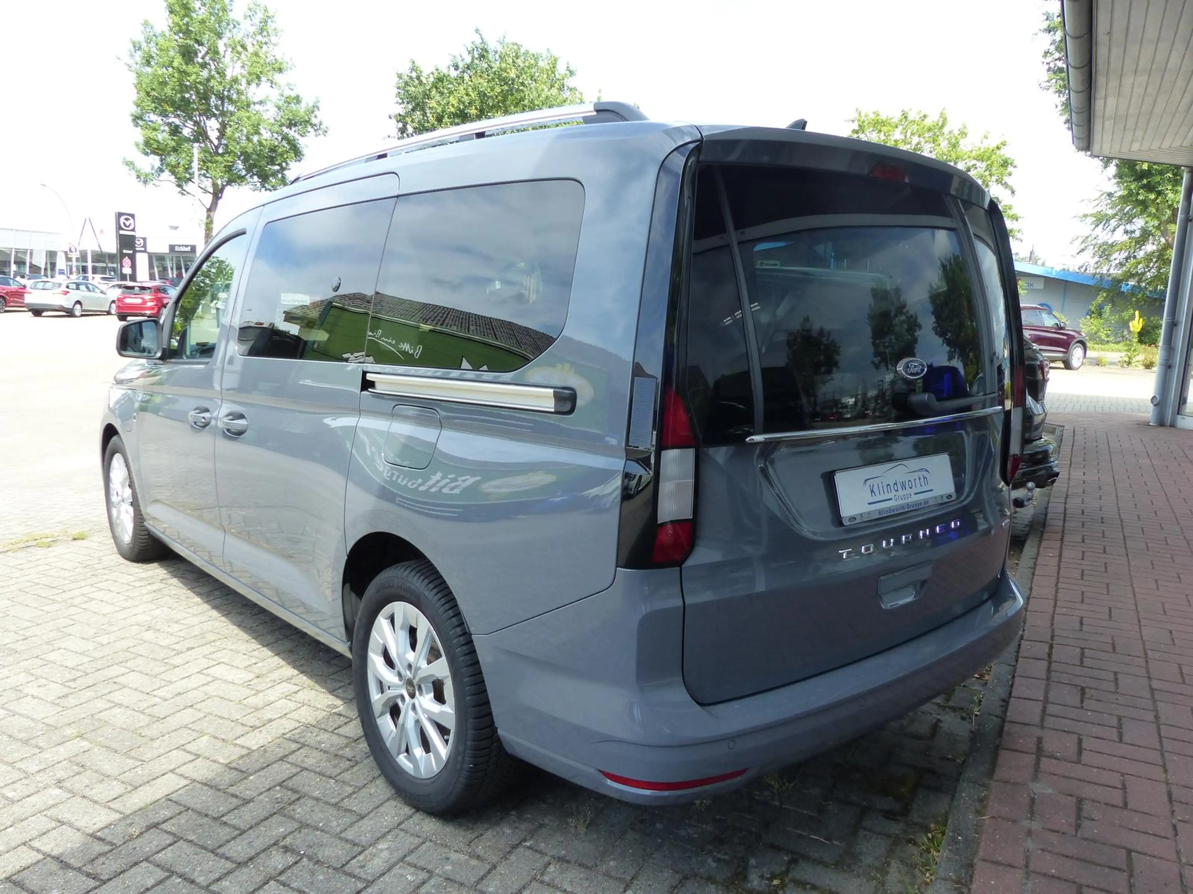 Ford Grand Tourneo Connect 1.5 EcoB PHEV Aut.Titanium — photo 4
