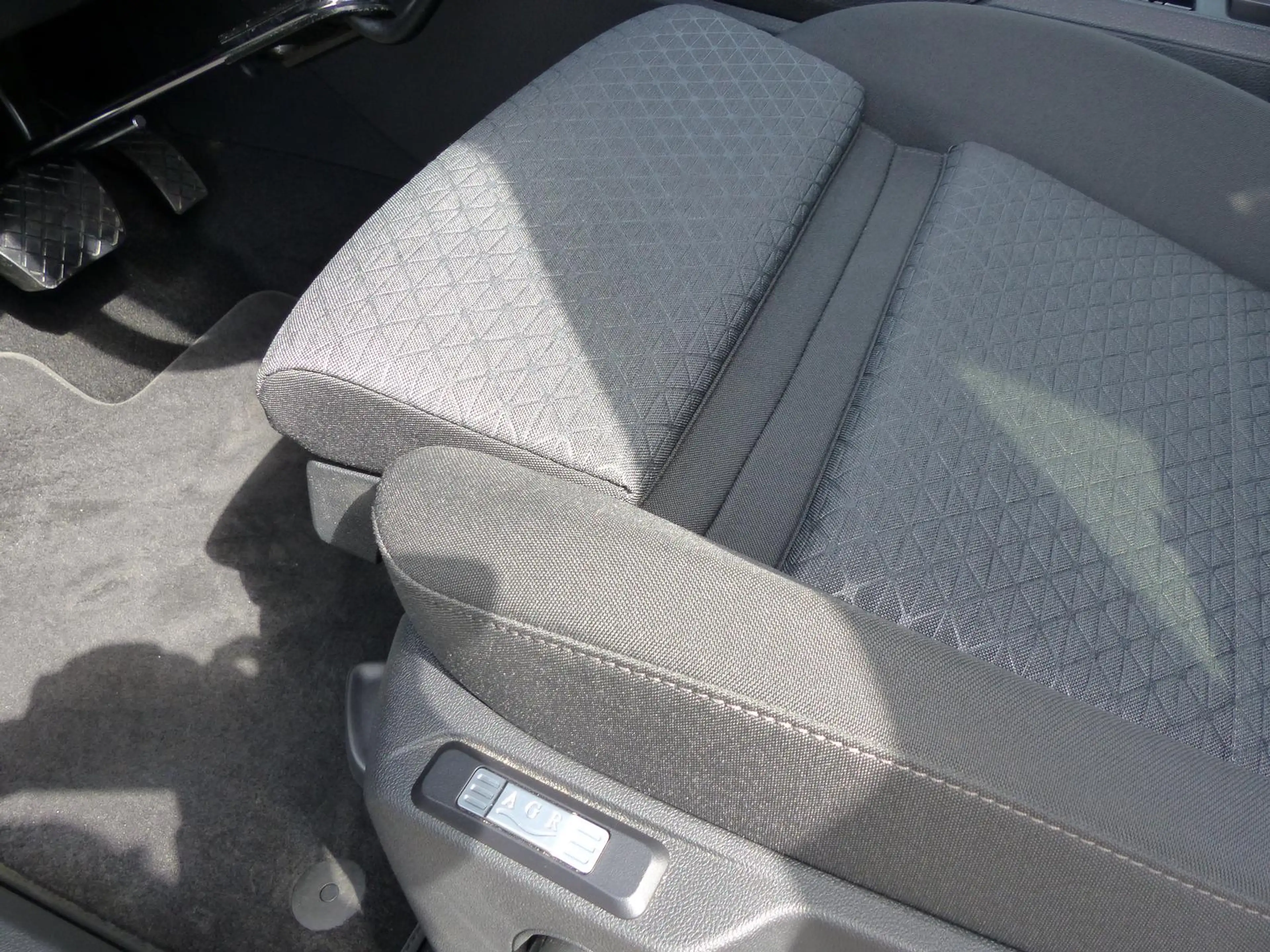Ford Grand Tourneo Connect 1.5 EcoB PHEV Aut.Titanium — photo 6