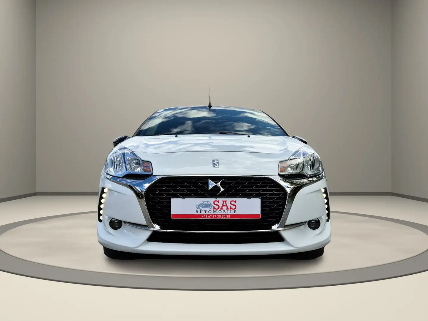 DS Automobiles DS 3 Alb - 2