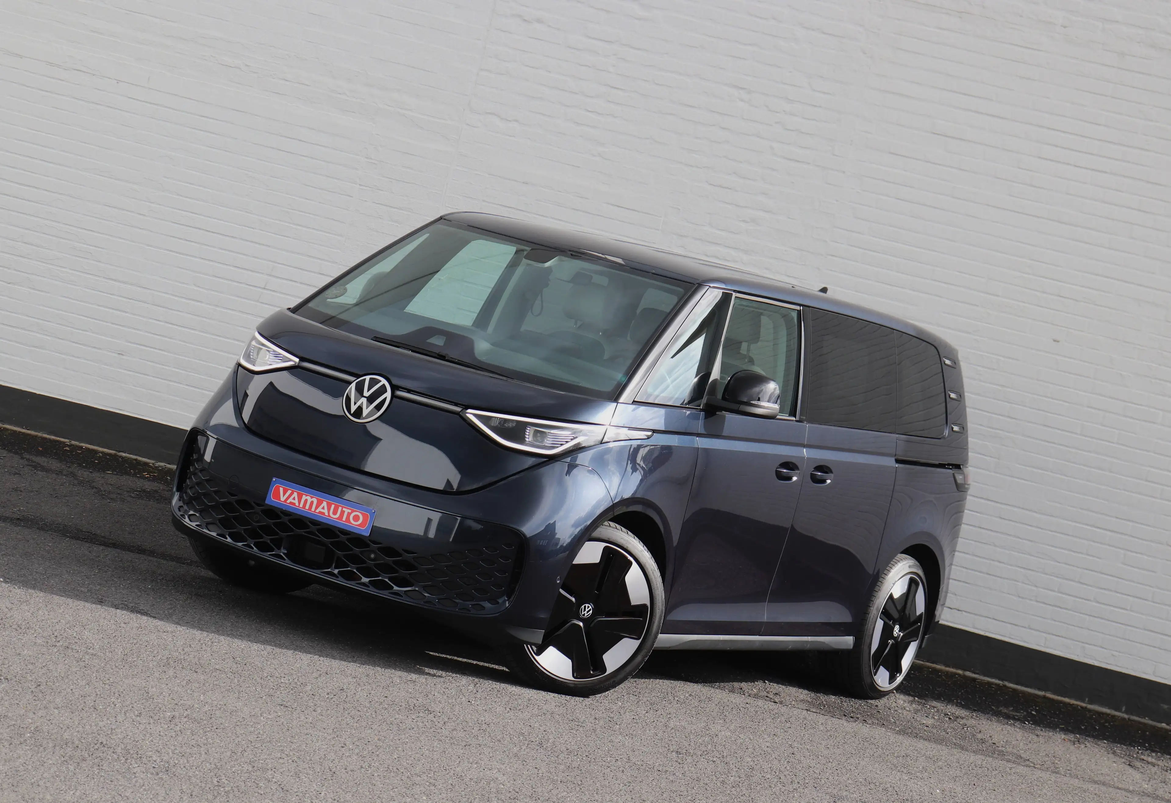 Volkswagen ID. Buzz 77 kWh Pro Style - Cam/Open&Close+/Assist+/Comfort+/Towbar/21"/SOH=97,2% — photo 9