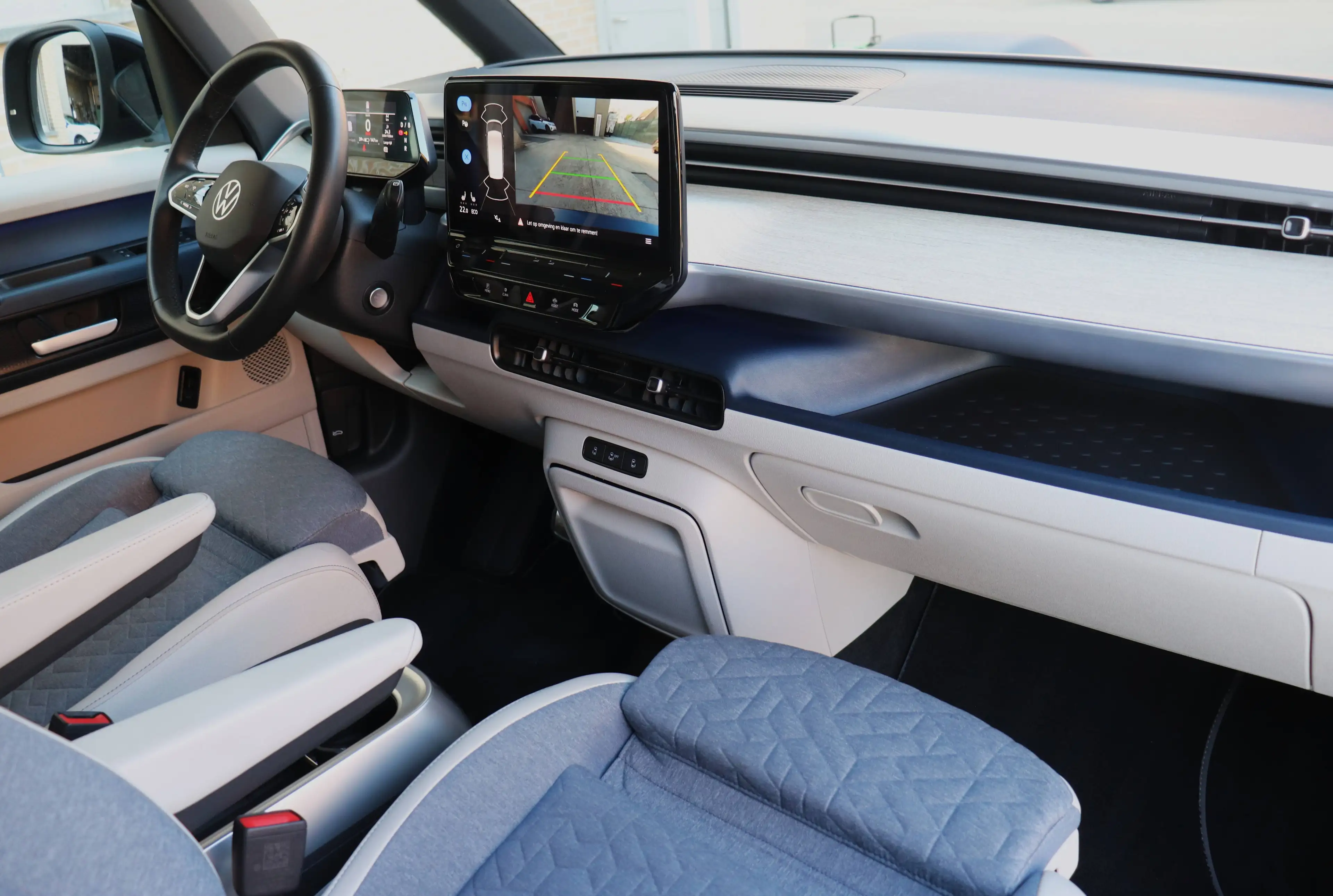 Volkswagen ID. Buzz 77 kWh Pro Style - Cam/Open&Close+/Assist+/Comfort+/Towbar/21"/SOH=97,2% — photo 15