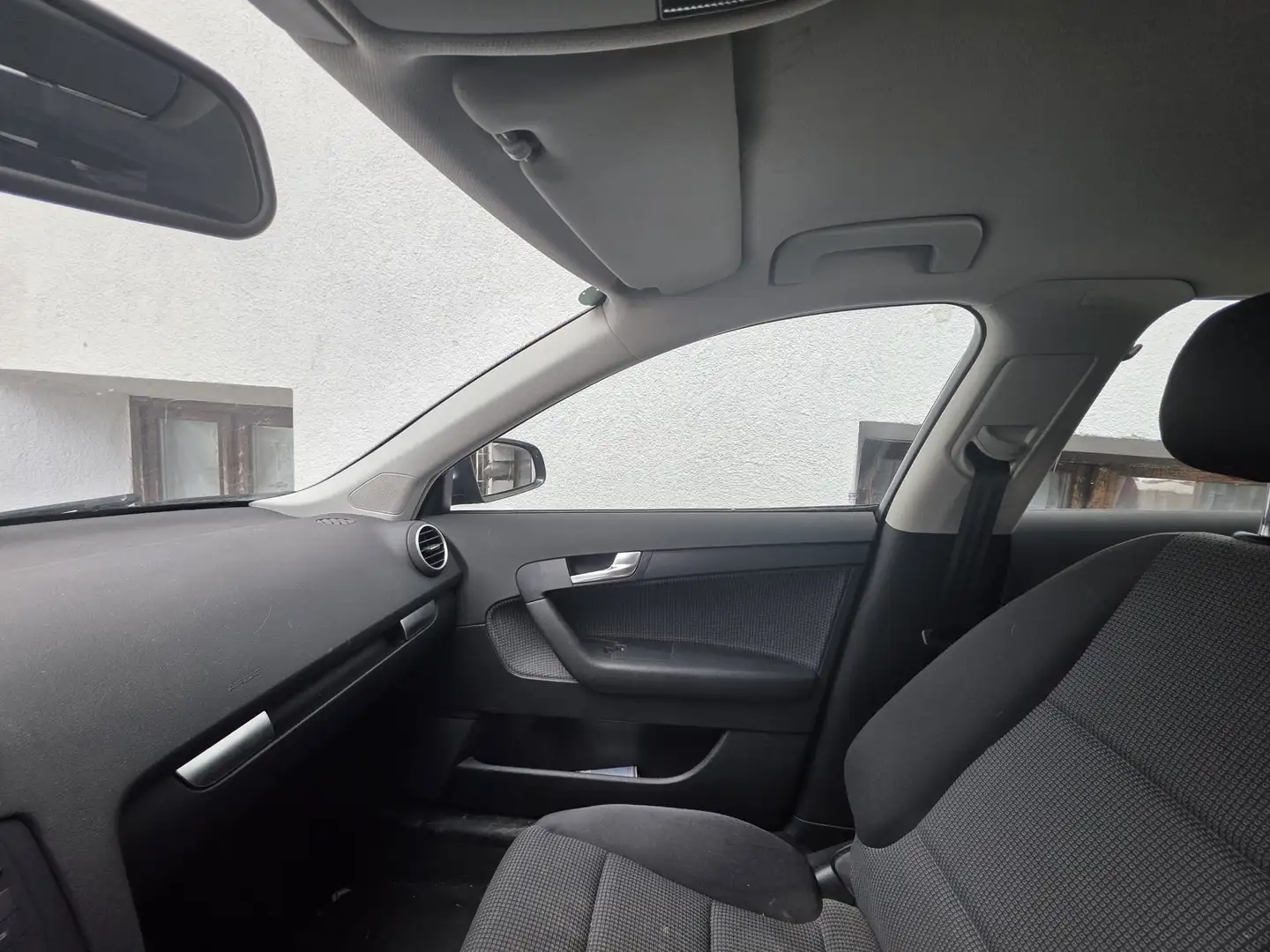 Audi A3 1.4 TFSI Sportback Ambition Grau - 2