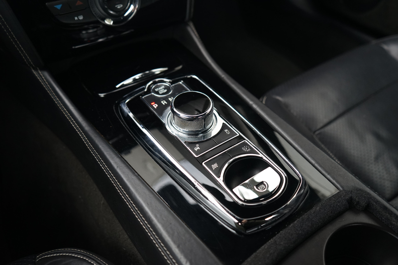 Jaguar XK 5.0 V8 Convertible Portfolio | Voorstoelen verwarm — photo 23