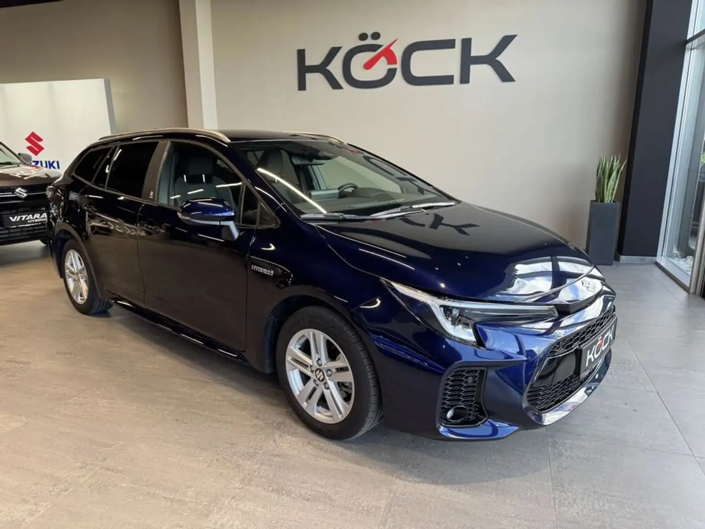 Suzuki Swace 1.8 Hybrid Flash Blau - 1