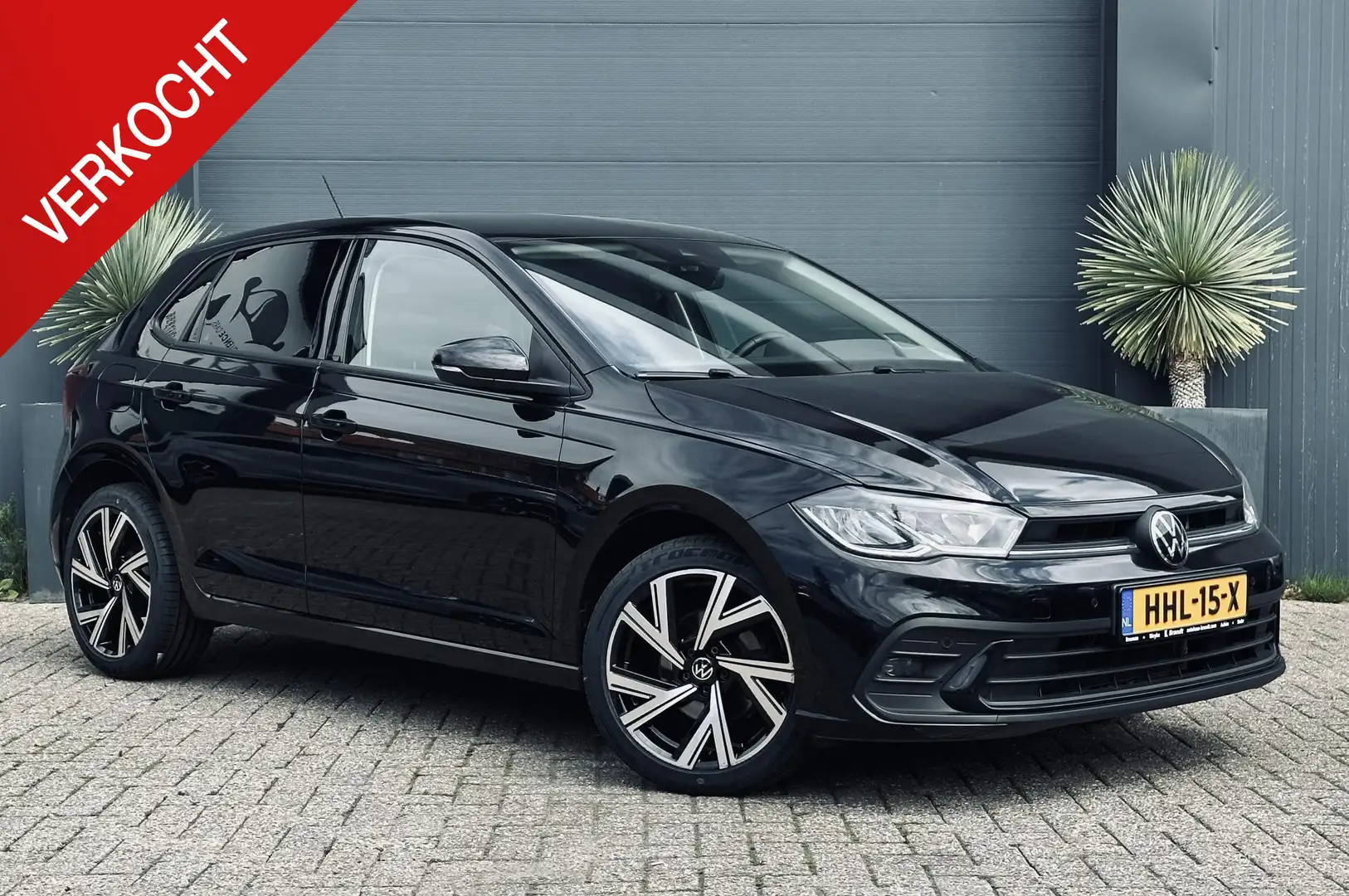 Volkswagen Polo 1.0 TSI Life Automaat Navi/AppleCarPlay/Aut Noir - 1