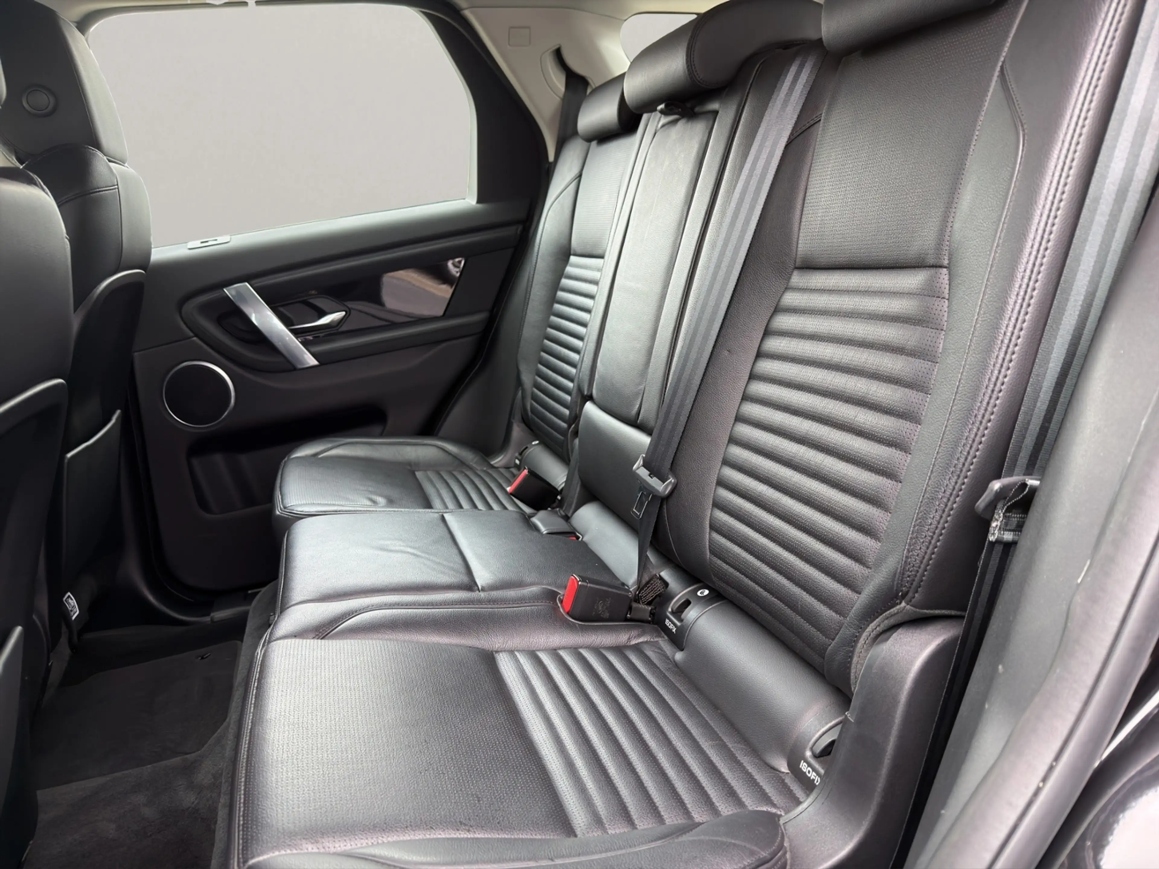 Land Rover Discovery Sport 2.0 P200 SE AWD *KAMERA LEDER* — photo 10