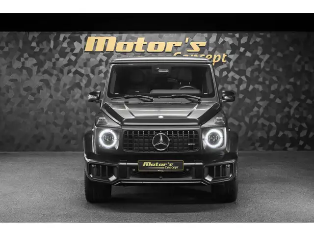 Mercedes-Benz G-Class view 4