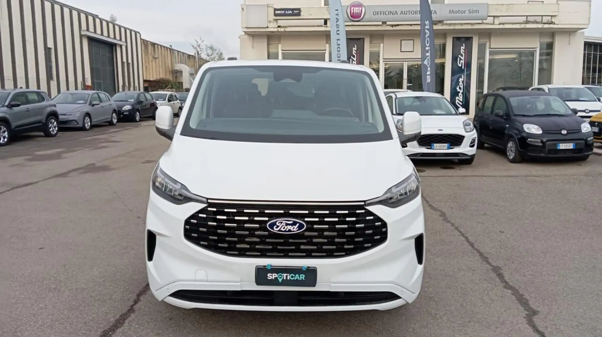 Ford Tourneo Custom *PROMO* 320 2.0 EcoBlue 136CV PL Titanium Bianco - 2