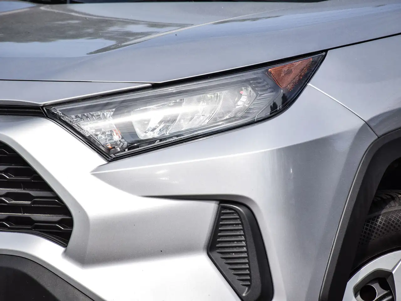 Toyota RAV 4 снимка Toyota RAV 4