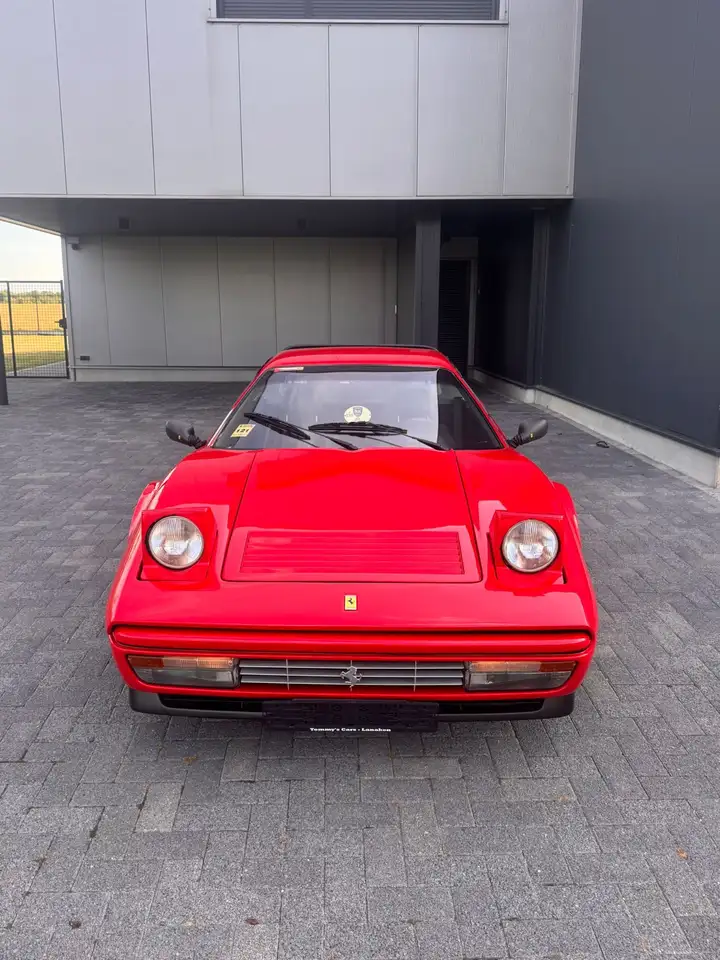 Ferrari 208 GTB-TURBO, foto 3